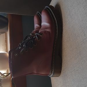 Like new Doc martens